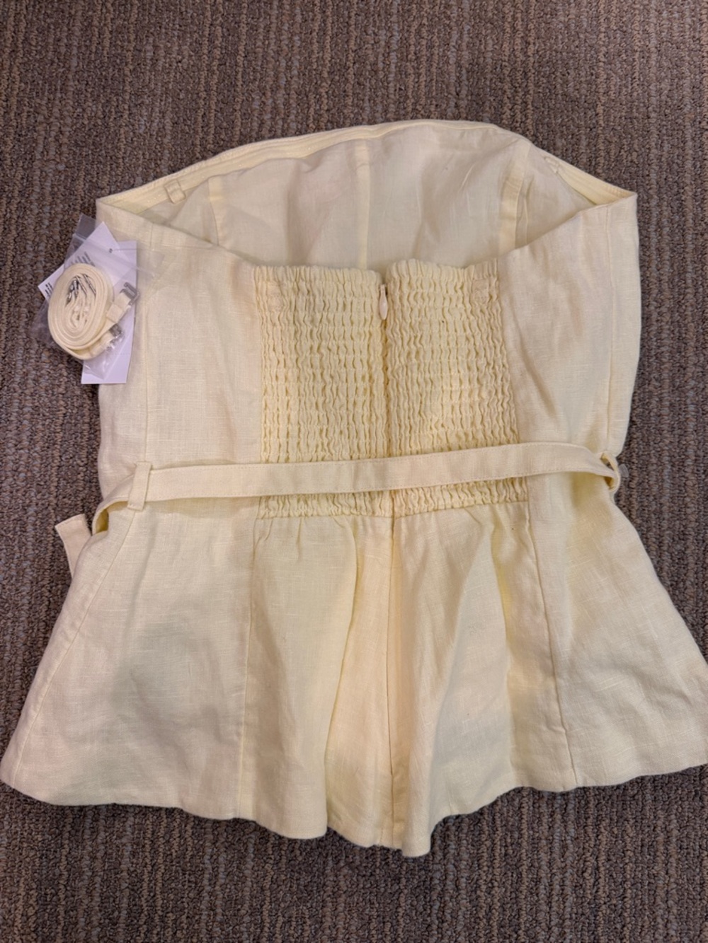 Abercrombie & Fitch Strapless Belted Linen Top in Pale Yellow - Picture 3 of 4